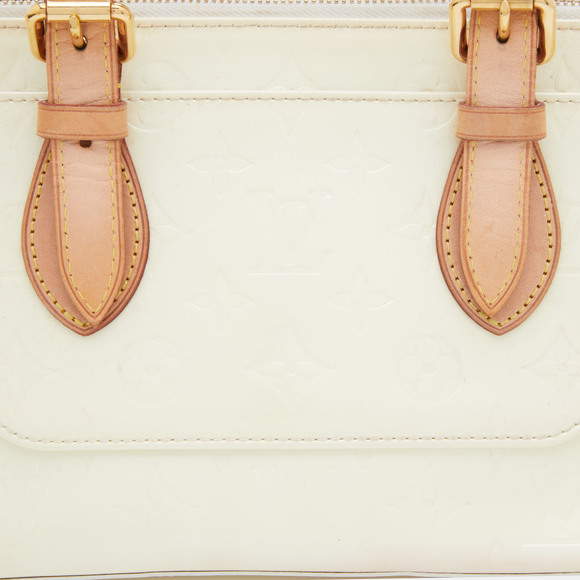 LOUIS VUITTON Lime Monogram Vernis Rosewood Avenue Bag - Picture 5 of 8